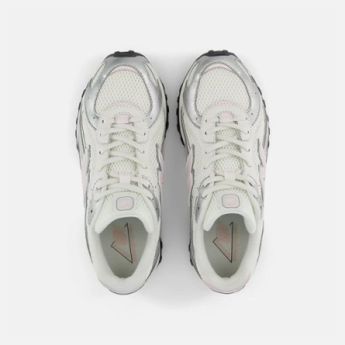 New Balance Chaussures 204L